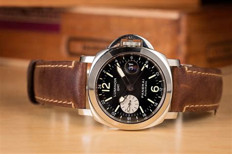 panerai luminor gmt bracelet|panerai luminor gmt review.